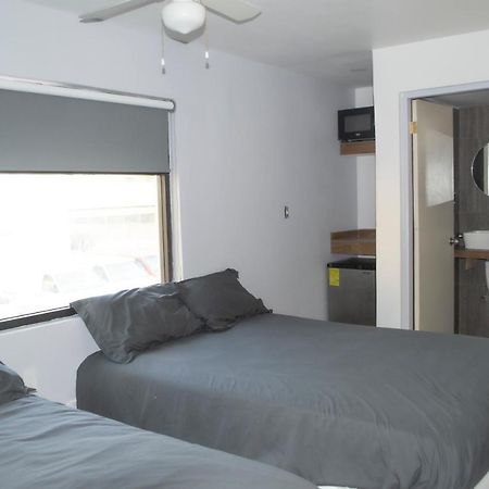 טיחואנה Apartamentos Ambassador מראה חיצוני תמונה