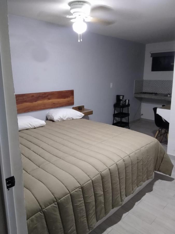 טיחואנה Apartamentos Ambassador מראה חיצוני תמונה